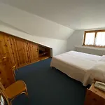 Meuble Sci Sport Otel